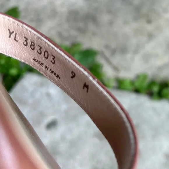 Stuart Weitzman 75 Less Nudist Sandals, size 9.5 - Picture 12 of 16